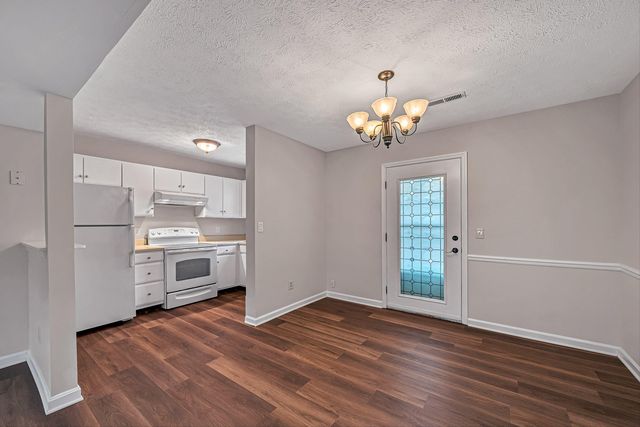 162 Tinkerview DR, Cloverdale, VA 24077