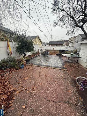 137 N 17th Street, Bloomfield, NJ 07003