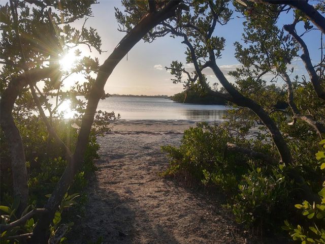 8025 WEYERS COURT, Englewood, FL 34224