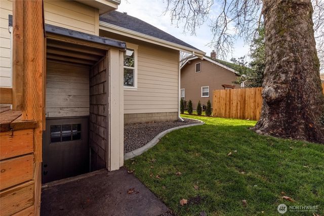 1037 E Alder Street, Walla Walla, WA 99362