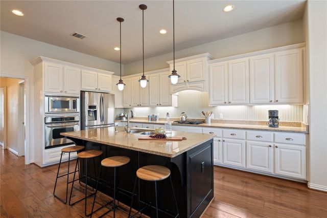 2881 Tuscania Lane, League City, TX 77573