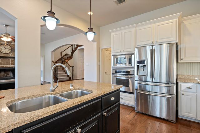 2881 Tuscania Lane, League City, TX 77573