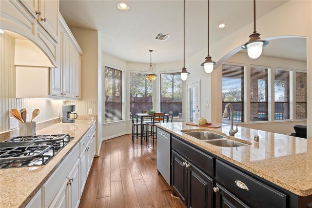 2881 Tuscania Lane, League City, TX 77573