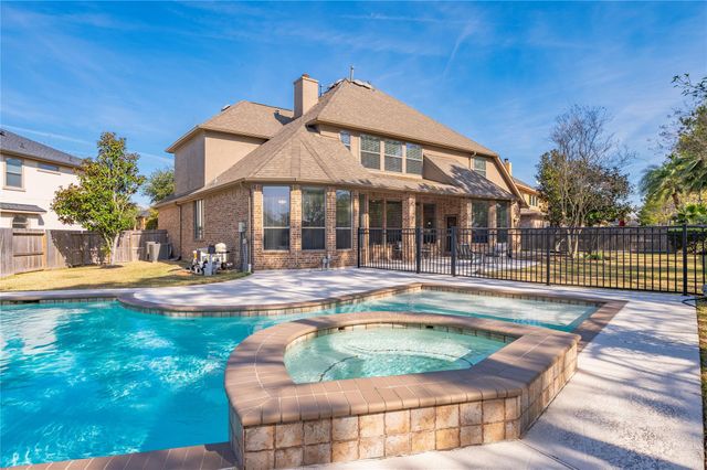 2881 Tuscania Lane, League City, TX 77573