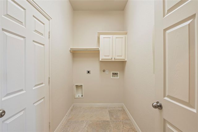 2881 Tuscania Lane, League City, TX 77573