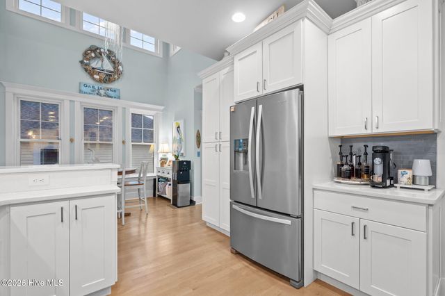 107 SE 44th Street, Oak Island, NC 28465