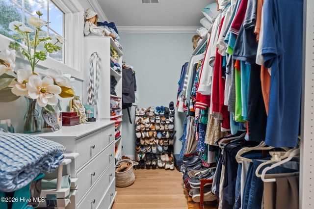 107 SE 44th Street, Oak Island, NC 28465