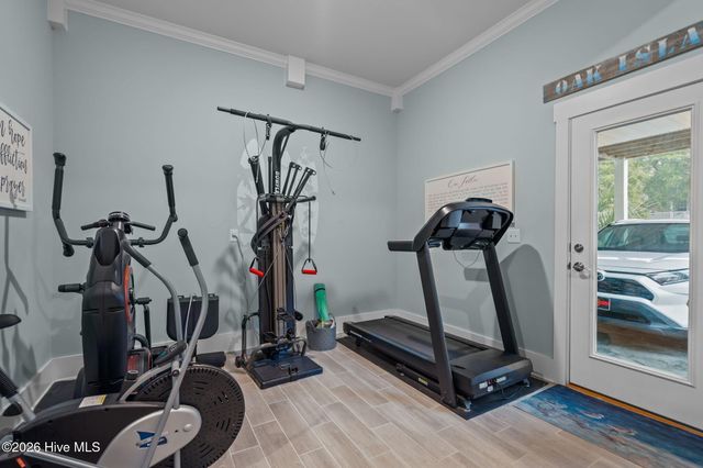 107 SE 44th Street, Oak Island, NC 28465