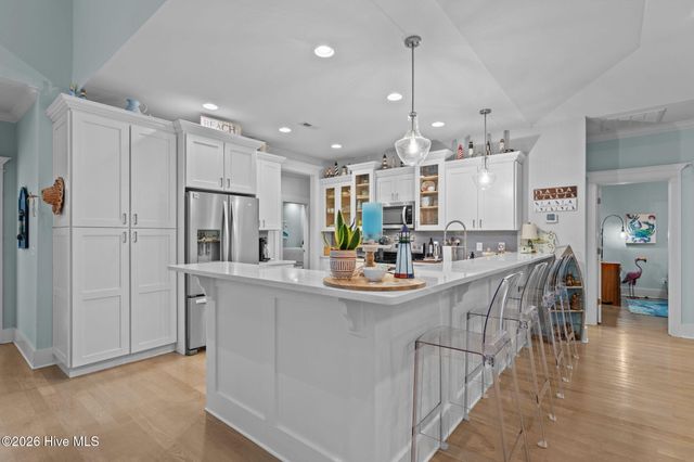 107 SE 44th Street, Oak Island, NC 28465