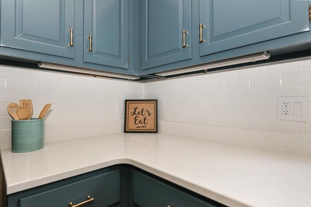 S106W20597 N Shore DRIVE, Muskego, WI 53150