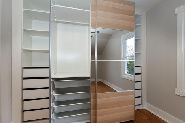 S106W20597 N Shore DRIVE, Muskego, WI 53150