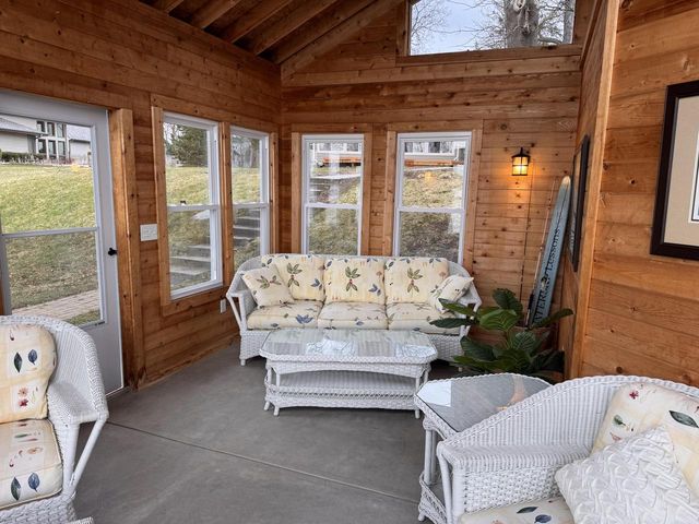 S106W20597 N Shore DRIVE, Muskego, WI 53150