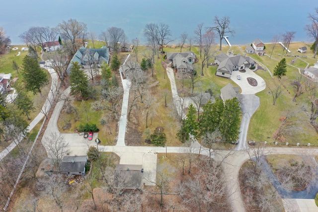 S106W20597 N Shore DRIVE, Muskego, WI 53150