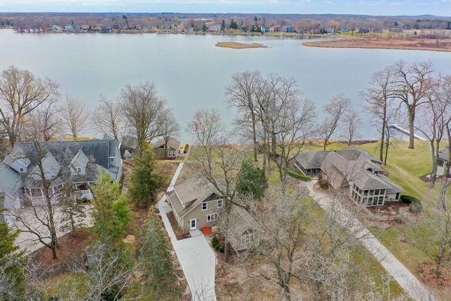 S106W20597 N Shore DRIVE, Muskego, WI 53150