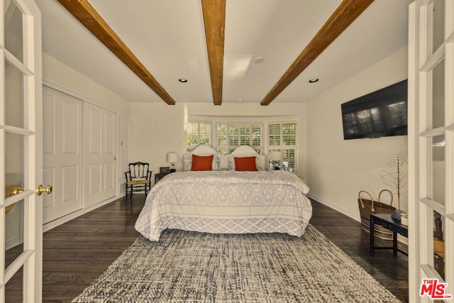 13166 Valley Vista Boulevard, Studio City, CA 91604