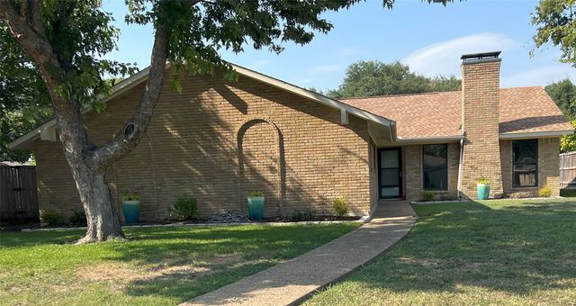7 Yale Circle, Richardson, TX 75081