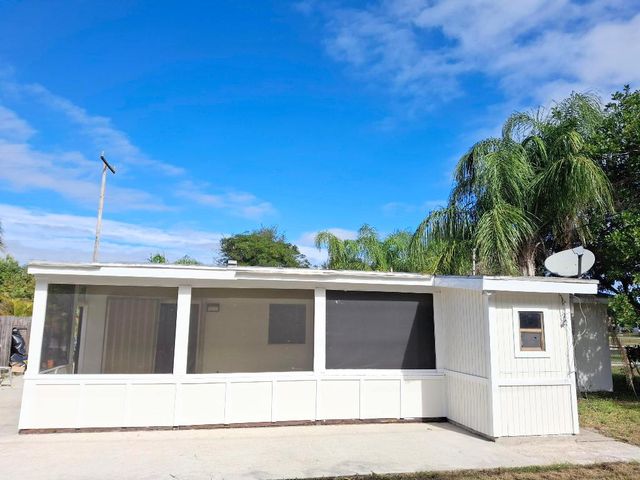 4140 Rochester Street, Palm Beach Gardens, FL 33410