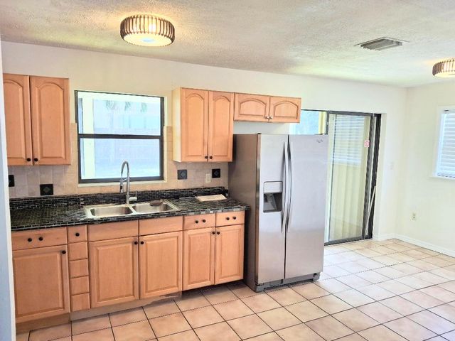 4140 Rochester Street, Palm Beach Gardens, FL 33410