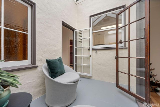 1645 7th Avenue, San Francisco, CA 94122