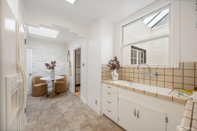 1645 7th Avenue, San Francisco, CA 94122