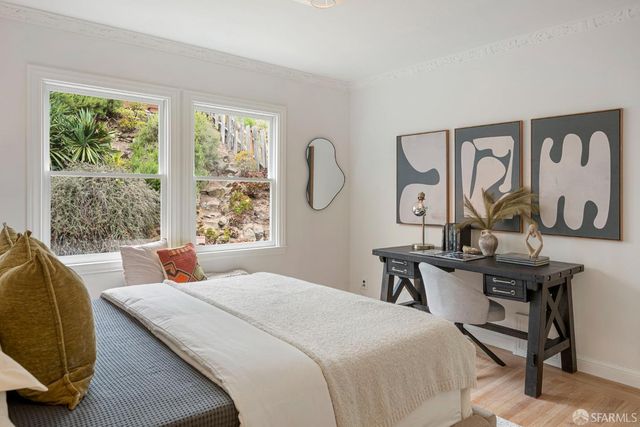 1645 7th Avenue, San Francisco, CA 94122