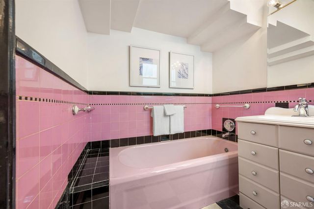1645 7th Avenue, San Francisco, CA 94122