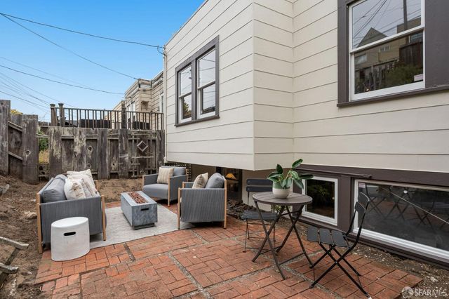 1645 7th Avenue, San Francisco, CA 94122