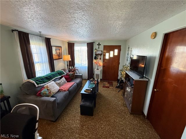 115 Grove Street, Wintersville, OH 43953