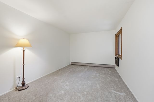 1806 Hemlock Place 102, Schaumburg, IL 60173