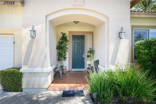 29588 Cambridge Drive, Menifee, CA 92584