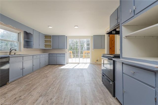 12274 E Old US Highway 64, Lexington, NC 27292