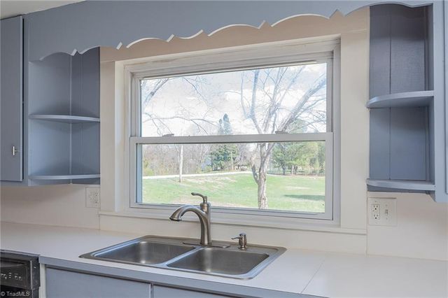 12274 E Old US Highway 64, Lexington, NC 27292