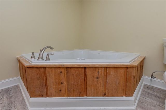 12274 E Old US Highway 64, Lexington, NC 27292