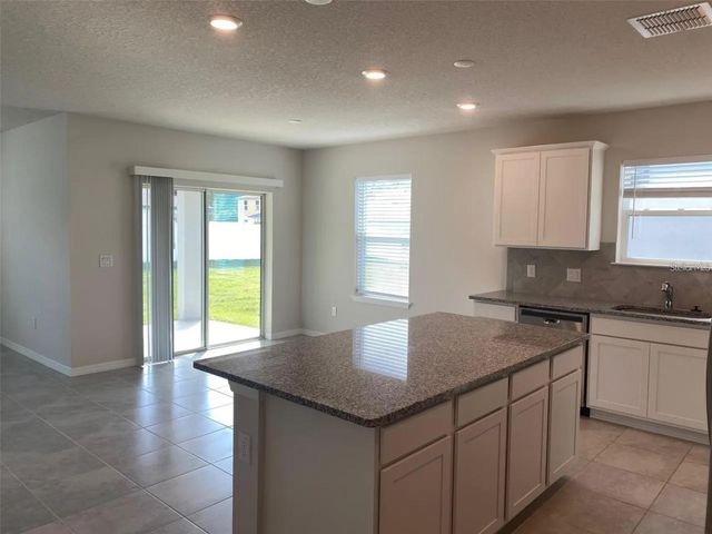 9643 SUMMERS CAY CIRCLE, Thonotosassa, FL 33592