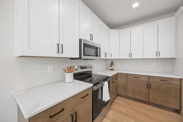 3061 Duckhorn Cove, Marion, IA 52302