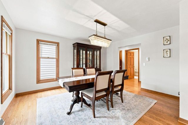 7326 Forty Acre ROAD, Franksville, WI 53126