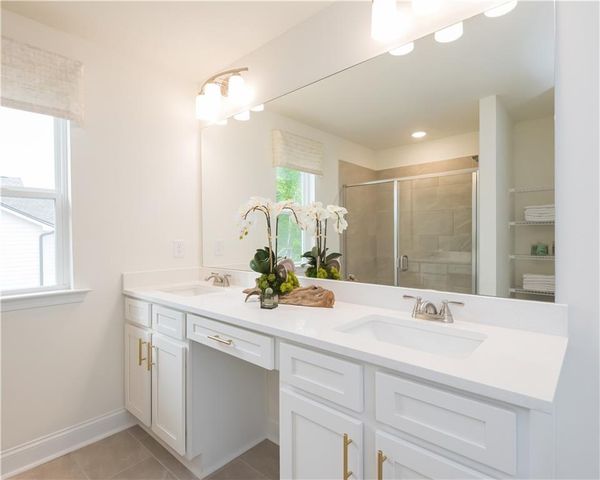 5657 Overview Drive, Flowery Branch, GA 30542