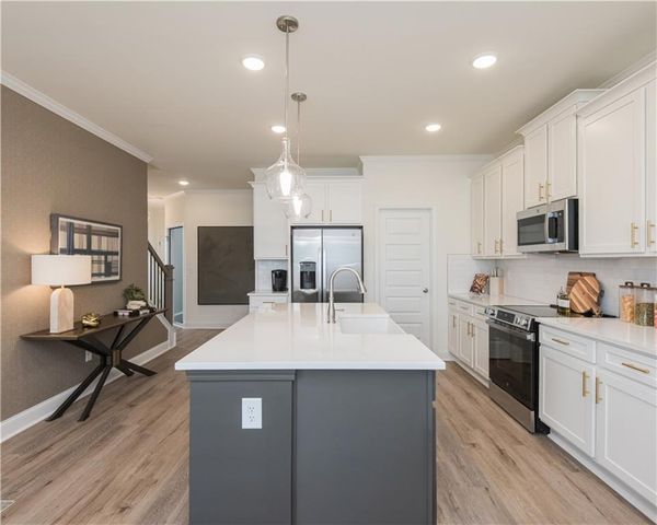 5657 Overview Drive, Flowery Branch, GA 30542