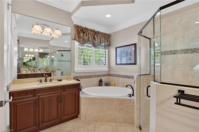 7352 Lantana WAY, Naples, FL 34119