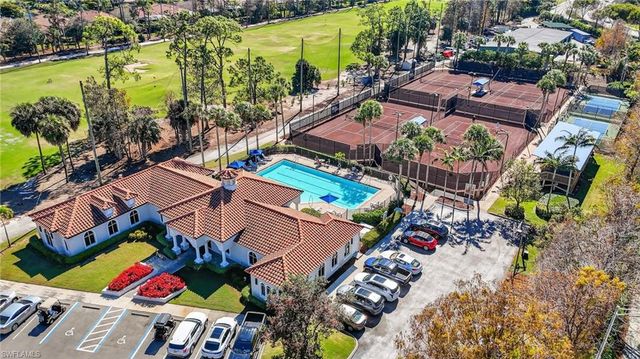 7352 Lantana WAY, Naples, FL 34119