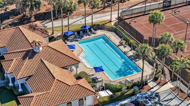 7352 Lantana WAY, Naples, FL 34119