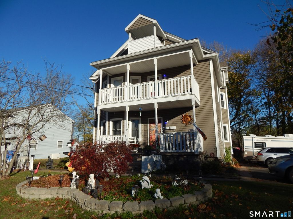 91 Holden Street 3rd Floor, Bristol, CT 06010