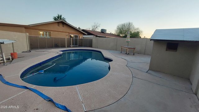 3418 W Mandalay Lane, Phoenix, AZ 85053