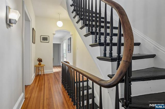 46 Monroe Place, Bloomfield, NJ 07003