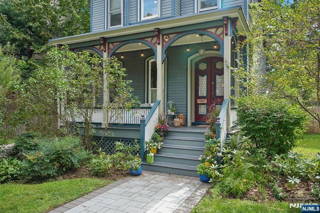 46 Monroe Place, Bloomfield, NJ 07003