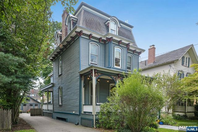 46 Monroe Place, Bloomfield, NJ 07003