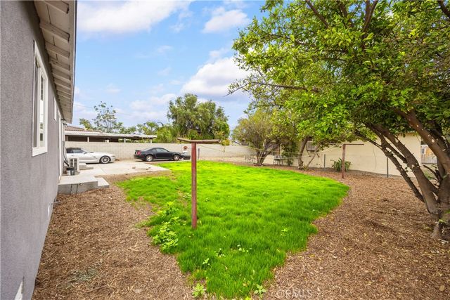 15411 Rosemary Drive, Fontana, CA 92335