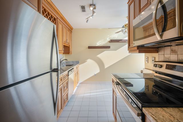 123 Old Belden Hill Road APT 15, Norwalk, CT 06850