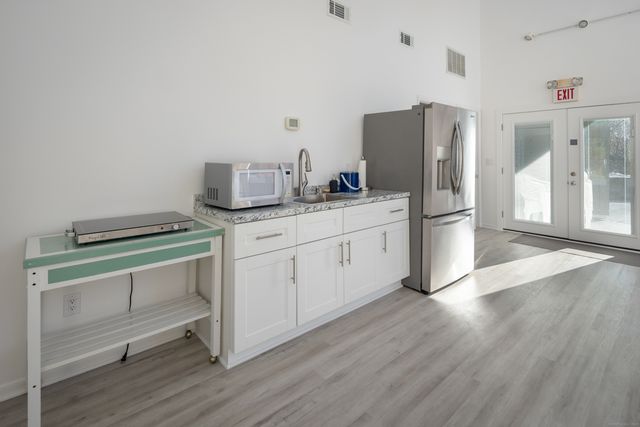 123 Old Belden Hill Road APT 15, Norwalk, CT 06850