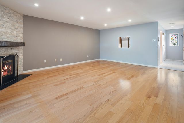 123 Old Belden Hill Road APT 15, Norwalk, CT 06850